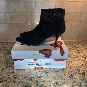 Donald Pliner suede booties